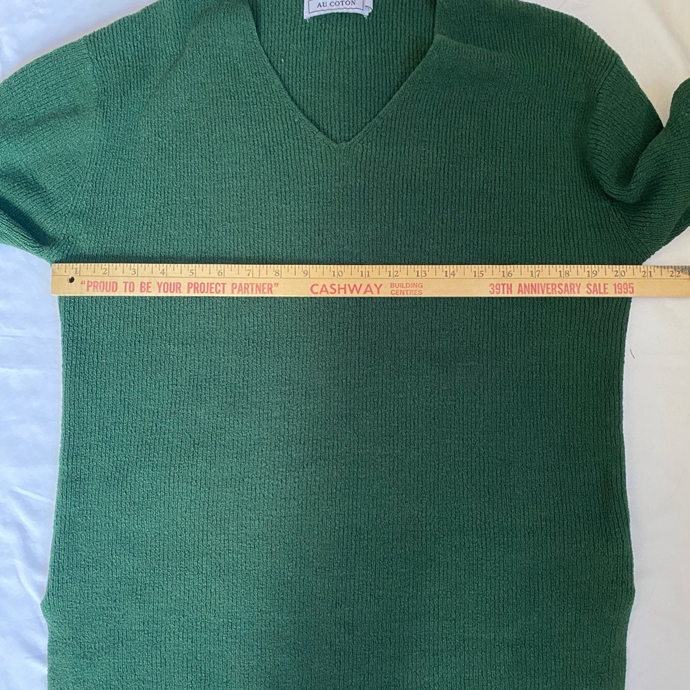 Women's Dark Green V-Neck Longer Length Sweater Tunic MD Cozycore Cottagecore - Picture 12 of 16
